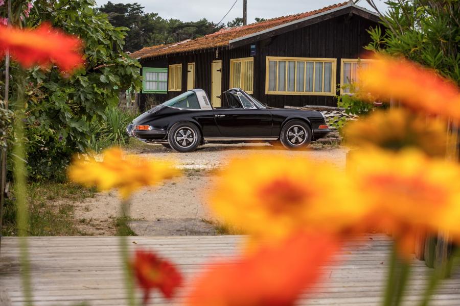  Porsche 911 S 2.2 Targa (911) 1969 года  (фото 42 из 42)